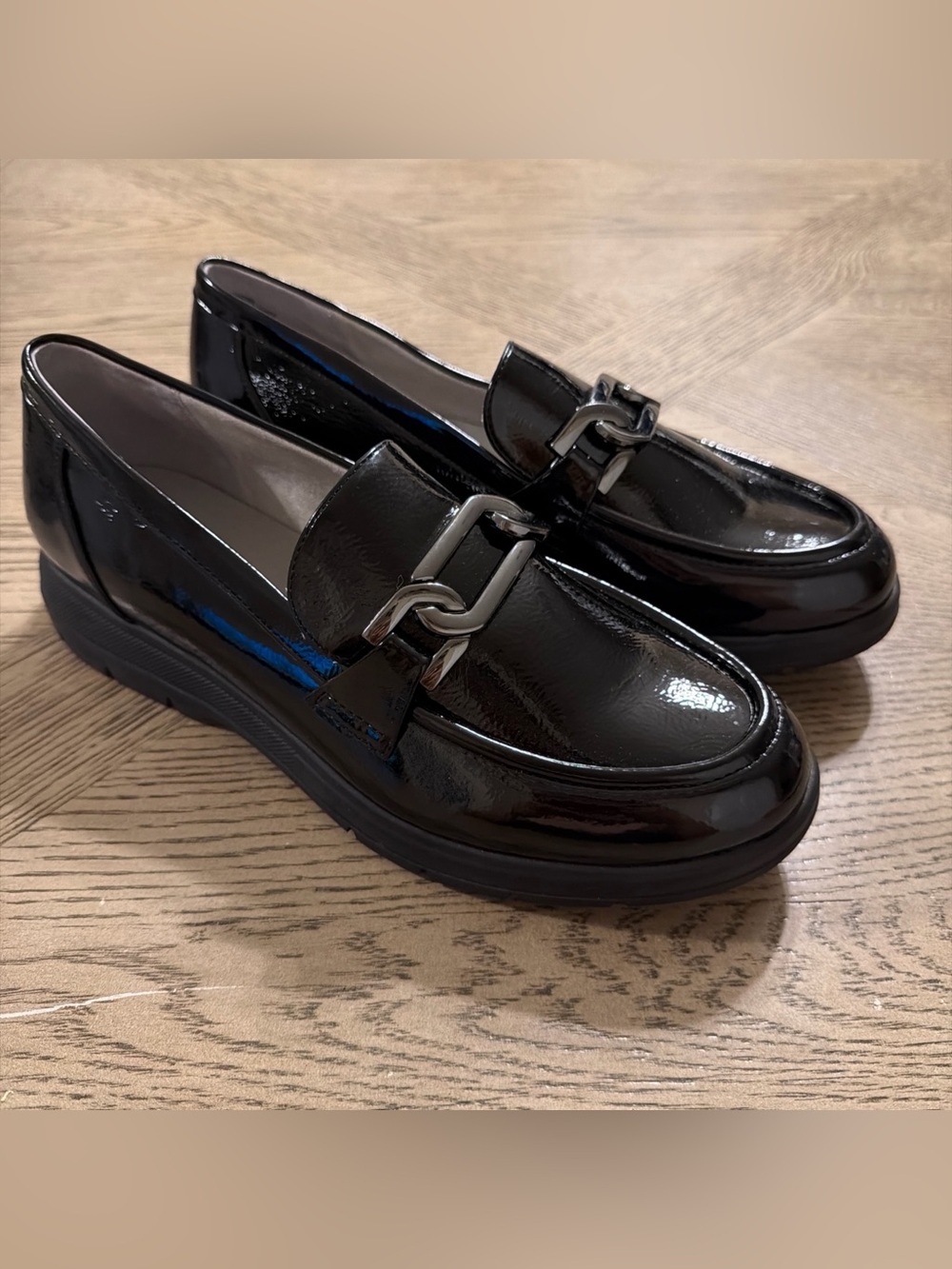CLIFFS BY WHITE MOUNTAIN Women's Black Shoes Glowing Loafer size  9